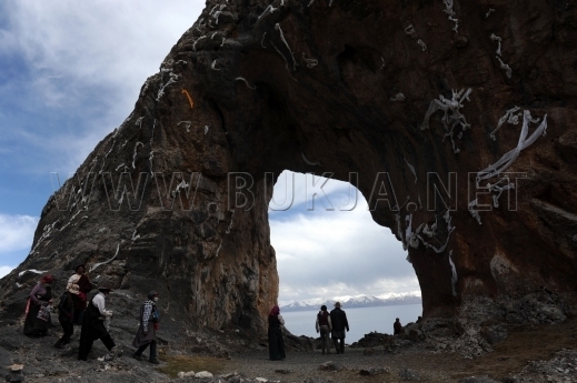 20150530202316alarab2014-76971